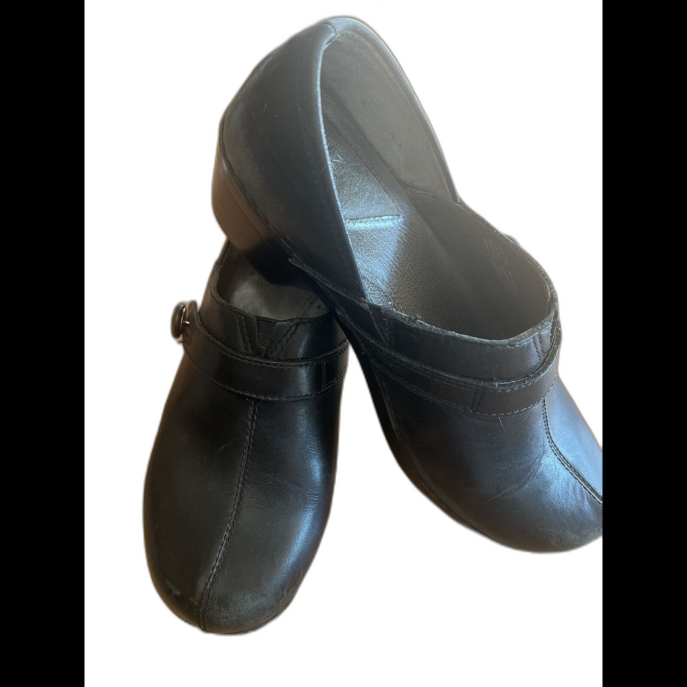 Dansko Black Professional Work Clogs Button Buckle Comfort Womens 38/7.5 Nurse